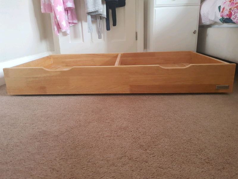 mamas and papas under cot drawer